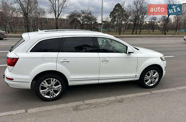 Внедорожник / Кроссовер Audi Q7 2010 в Киеве