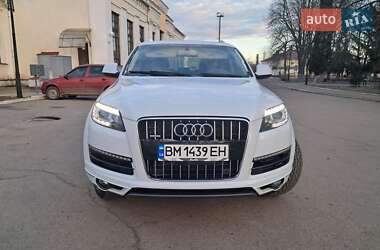 Позашляховик / Кросовер Audi Q7 2013 в Ромнах