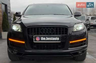 Позашляховик / Кросовер Audi Q7 2010 в 