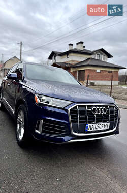 Позашляховик / Кросовер Audi Q7 2020 в Києві