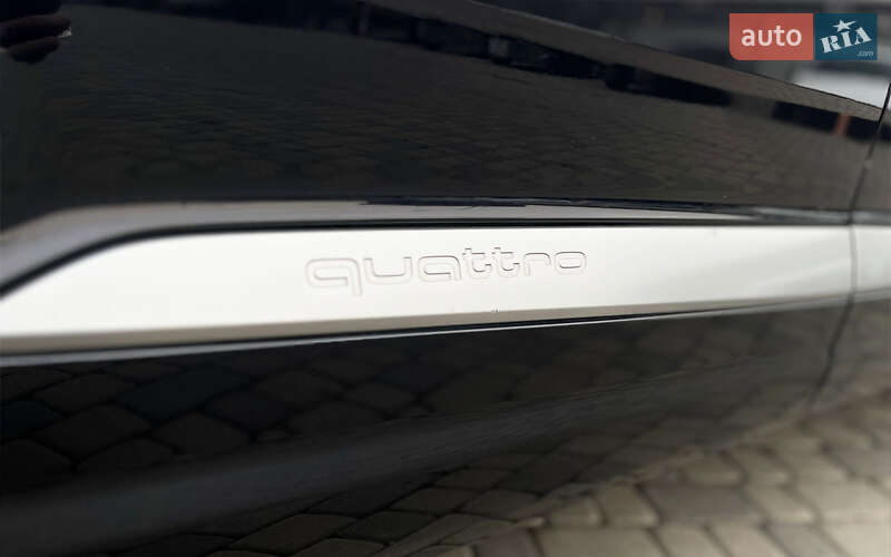 Внедорожник / Кроссовер Audi Q7 2016 в 