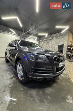 Позашляховик / Кросовер Audi Q7 2013 в Тернополі