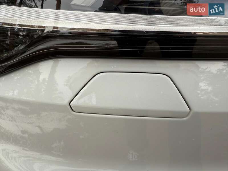 Внедорожник / Кроссовер Audi Q7 2021 в Киеве