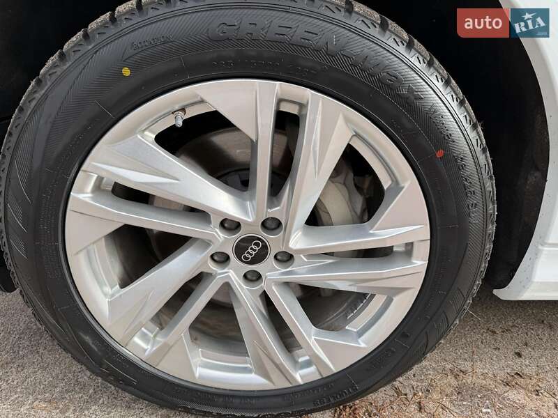 Внедорожник / Кроссовер Audi Q7 2021 в Киеве