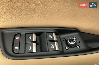 Внедорожник / Кроссовер Audi Q7 2021 в 