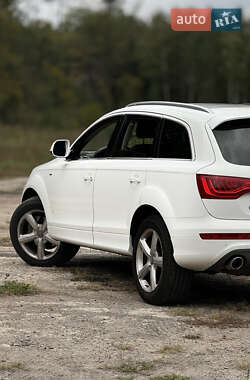 Внедорожник / Кроссовер Audi Q7 2010 в 