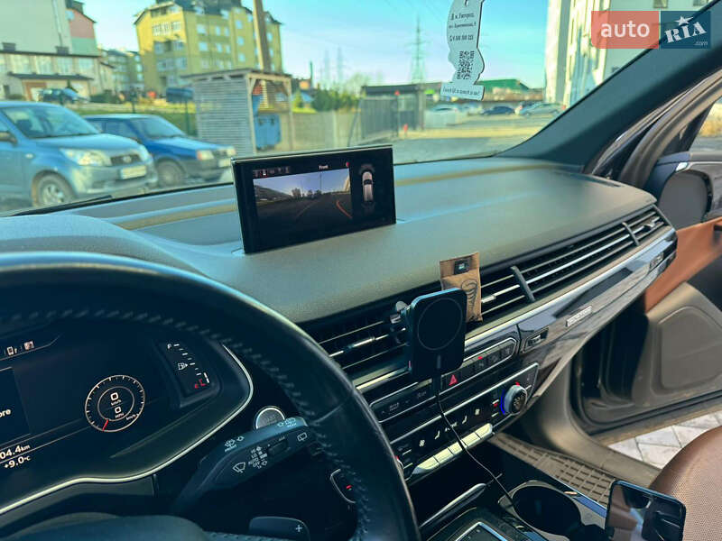 Позашляховик / Кросовер Audi Q7 2016 в Львові
