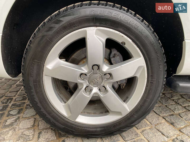 Позашляховик / Кросовер Audi Q7 2013 в Тернополі