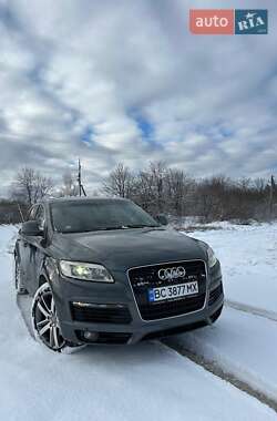 Позашляховик / Кросовер Audi Q7 2007 в Долині