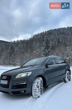 Позашляховик / Кросовер Audi Q7 2007 в Долині