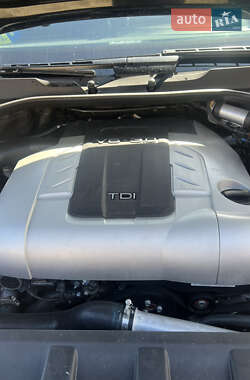 Внедорожник / Кроссовер Audi Q7 2009 в 