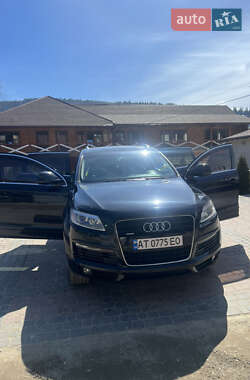 Внедорожник / Кроссовер Audi Q7 2009 в 