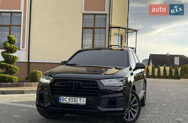 Внедорожник / Кроссовер Audi Q7 2016 в 