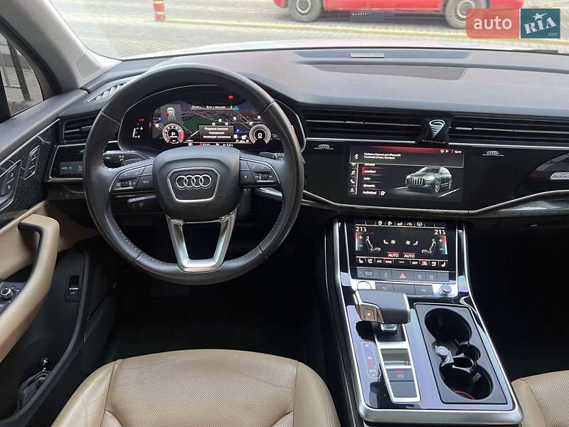 Позашляховик / Кросовер Audi Q7 2020 в Львові