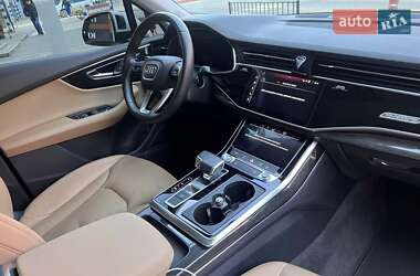 Позашляховик / Кросовер Audi Q7 2020 в Львові