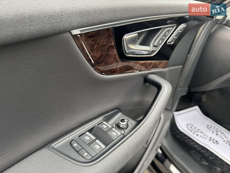 Внедорожник / Кроссовер Audi Q7 2016 в Львове