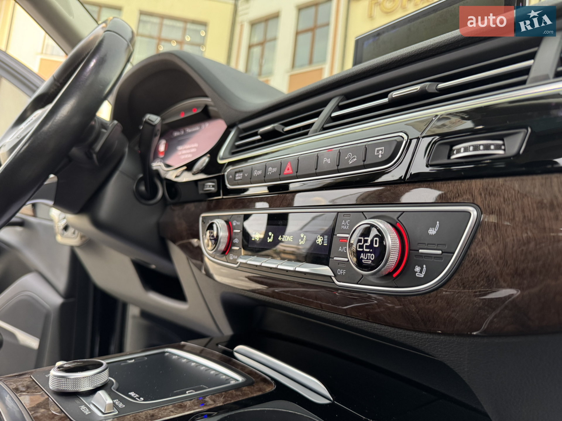 2016 Audi Q7 - мініатюра 75