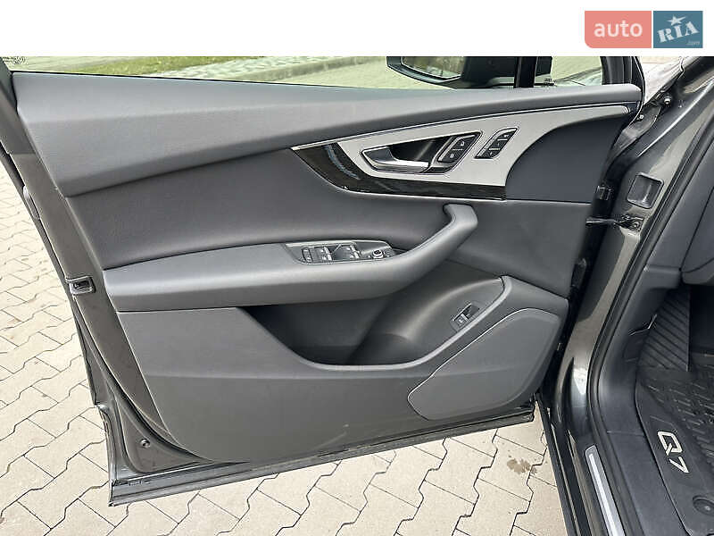 Внедорожник / Кроссовер Audi Q7 2018 в Киеве фото 5 Внедорожник / Кроссовер Audi Q7 2018 в Киеве