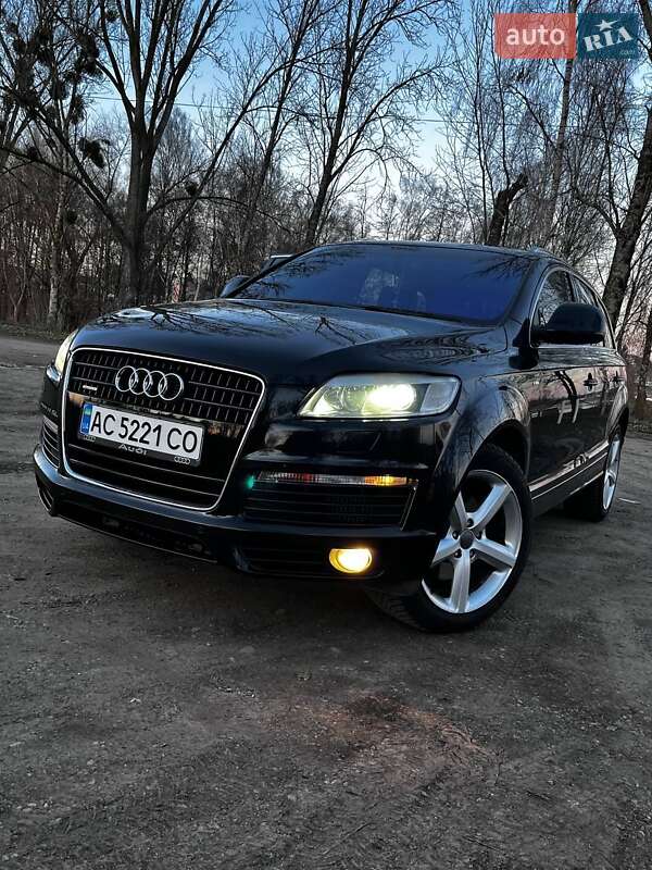 Внедорожник / Кроссовер Audi Q7 2008 в Луцке