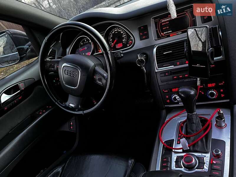 Внедорожник / Кроссовер Audi Q7 2008 в Луцке