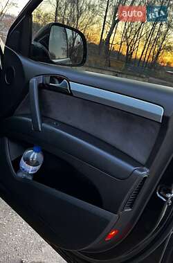 Внедорожник / Кроссовер Audi Q7 2008 в 