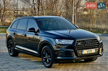 Внедорожник / Кроссовер Audi Q7 2016 в Запорожье