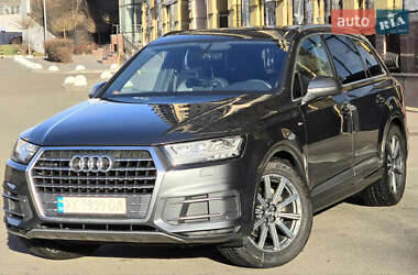 Позашляховик / Кросовер Audi Q7 2017 в Києві