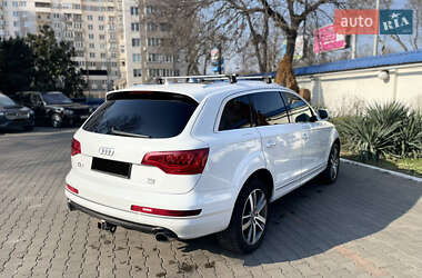 Внедорожник / Кроссовер Audi Q7 2014 в Одессе