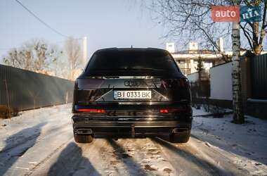 Внедорожник / Кроссовер Audi Q7 2018 в 