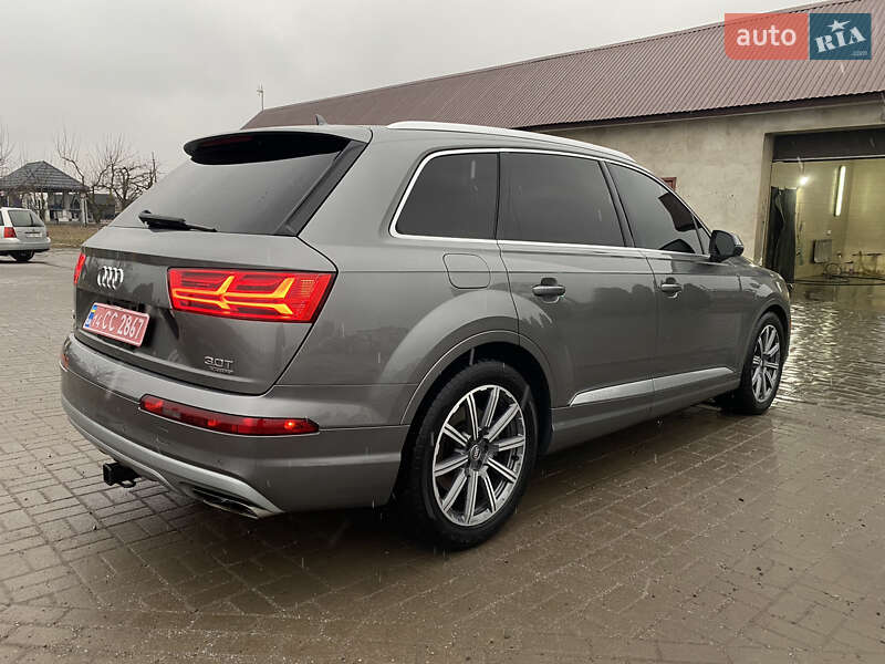 Внедорожник / Кроссовер Audi Q7 2016 в Буске