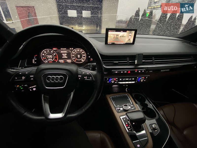 Внедорожник / Кроссовер Audi Q7 2016 в Буске