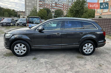 Позашляховик / Кросовер Audi Q7 2013 в 