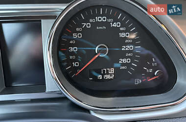 Позашляховик / Кросовер Audi Q7 2013 в 