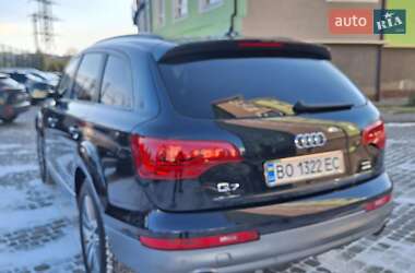 Внедорожник / Кроссовер Audi Q7 2011 в 