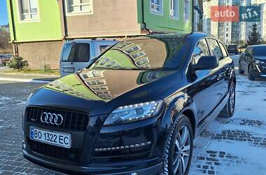 Внедорожник / Кроссовер Audi Q7 2011 в 