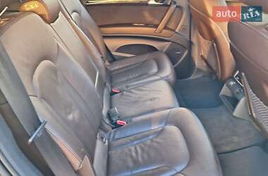 Внедорожник / Кроссовер Audi Q7 2011 в 