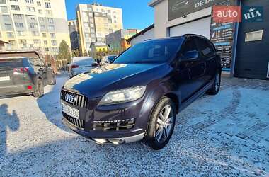 Внедорожник / Кроссовер Audi Q7 2011 в 
