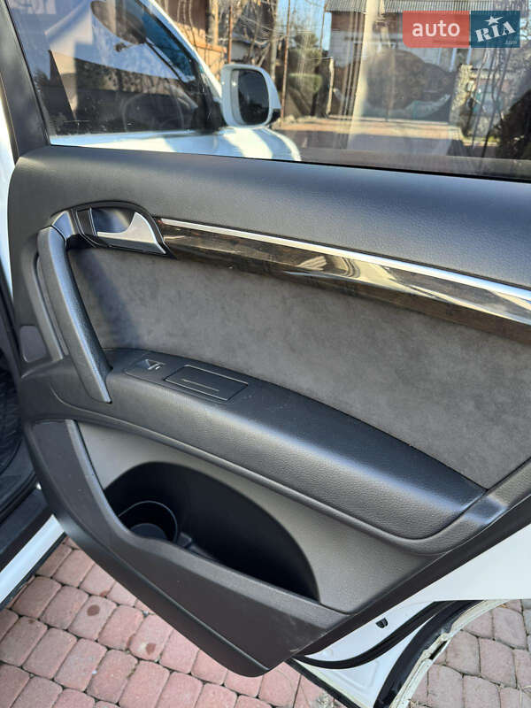 Позашляховик / Кросовер Audi Q7 2011 в Тячеві фото 14 Позашляховик / Кросовер Audi Q7 2011 в Тячеві