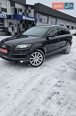 Внедорожник / Кроссовер Audi Q7 2012 в 