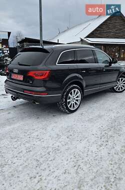 Внедорожник / Кроссовер Audi Q7 2012 в 