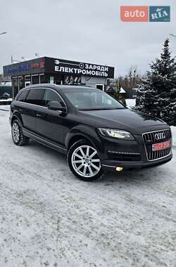 Внедорожник / Кроссовер Audi Q7 2012 в 