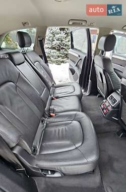 Внедорожник / Кроссовер Audi Q7 2012 в 