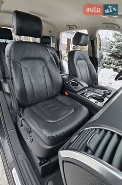 Внедорожник / Кроссовер Audi Q7 2012 в 