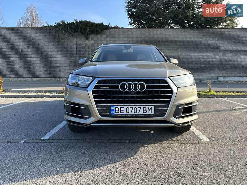 Внедорожник / Кроссовер Audi Q7 2016 в Николаеве