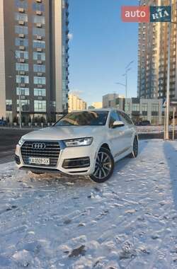 Внедорожник / Кроссовер Audi Q7 2018 в Киеве