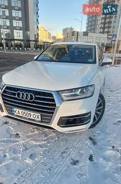 Внедорожник / Кроссовер Audi Q7 2018 в Киеве