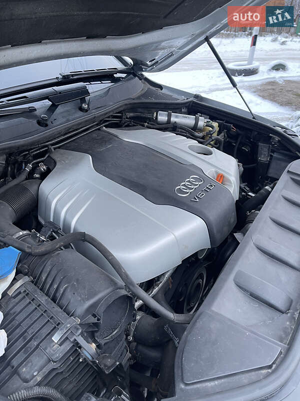 Внедорожник / Кроссовер Audi Q7 2013 в Харькове