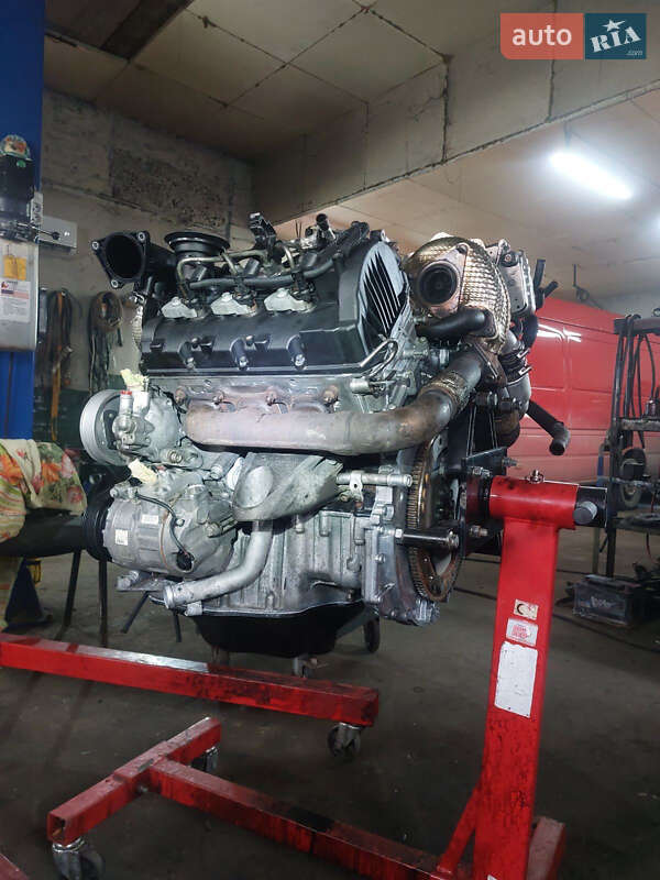 Внедорожник / Кроссовер Audi Q7 2013 в Харькове