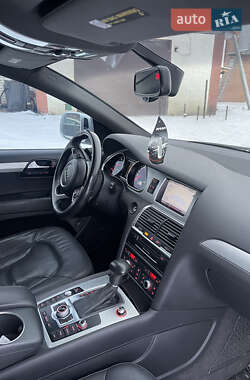 Внедорожник / Кроссовер Audi Q7 2013 в 