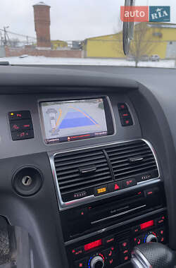 Внедорожник / Кроссовер Audi Q7 2013 в 